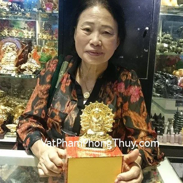 Cô Thi - Khách hàng mua Phật nghìn tay A134