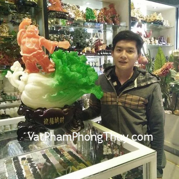 Anh Sơn - khách hàng mua phật di lạc nghinh phước H193G