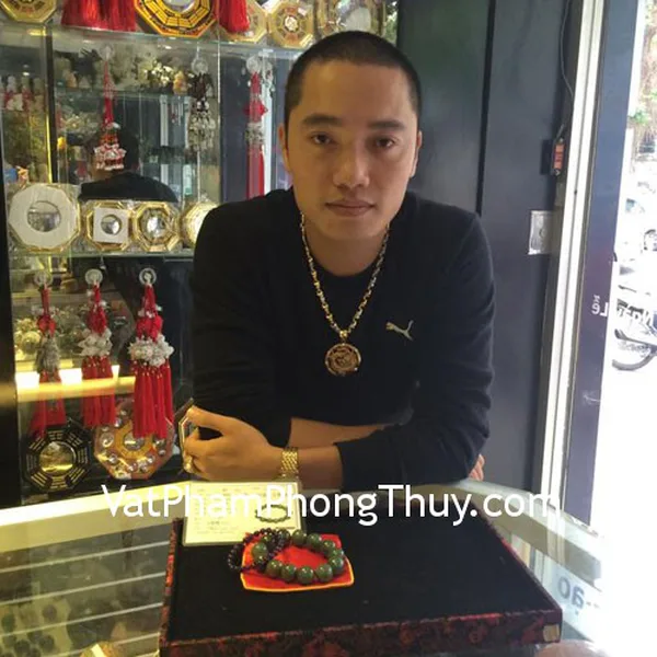 Anh Minh- khách hàng mua vòng tay ngọc Phỉ Thúy S966-s2-14030 và vòng tay thạch anh tím S5156-s2-1460