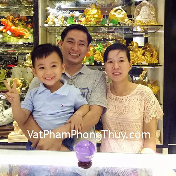 Anh Kha- khách hàng mua quả cầu thạch anh tím GM142-S3-4808, ngựa vàng trên như ý nhỏ G111A, xâu tiền hoa mai 8 xu CC1130 và xâu ngũ đế CC1136