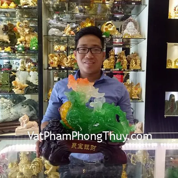 Anh Quang - khách hàng mua tượng tỳ hưu xanh chiêu tài K124M