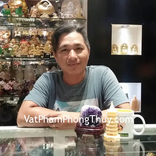 Anh Hùng - khách hàng mua bông thạch anh tím TAT-01-3142 và tháp văn xương hoàng long GM060