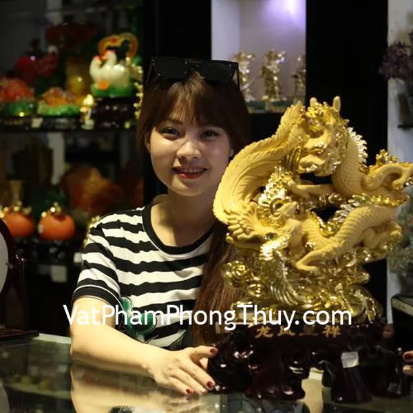 Chị Phương-khách hàng mua tượng rồng phụng sa kim lớn K151M