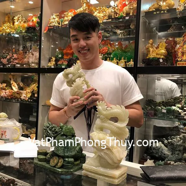 Anh Vinh -khách hàng mua tượng rồng cẩm thạch N074 và long quy GM028
