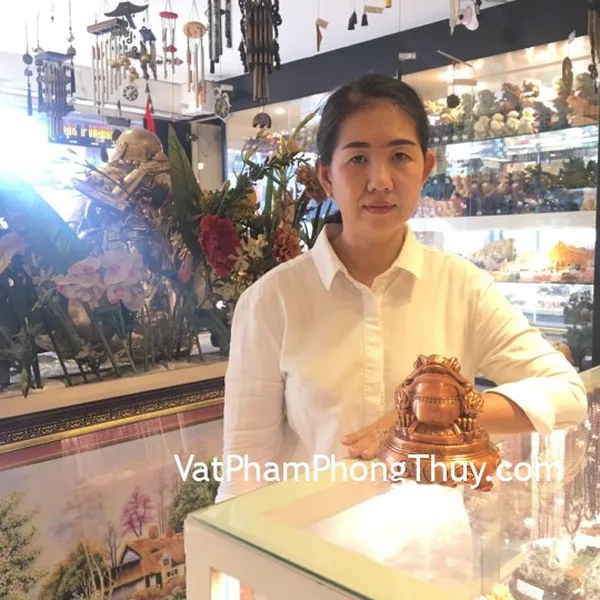 Chị Thắng - khách hàng mua thiềm thừ tụ bảo E076