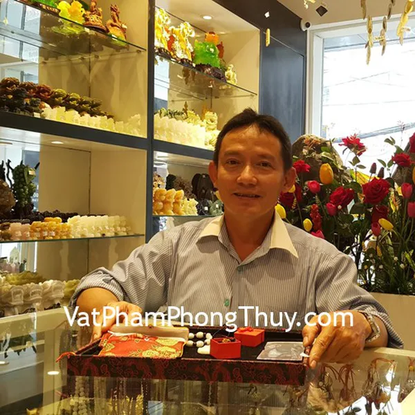 Anh Hưng - khách hàng mua chuỗi phỉ thúy hạt lựu S6682, tỳ hưu phỉ thúy S2008, phật bản mệnh tuổi Sửu và mặt nhẫn phật di lặc S6070