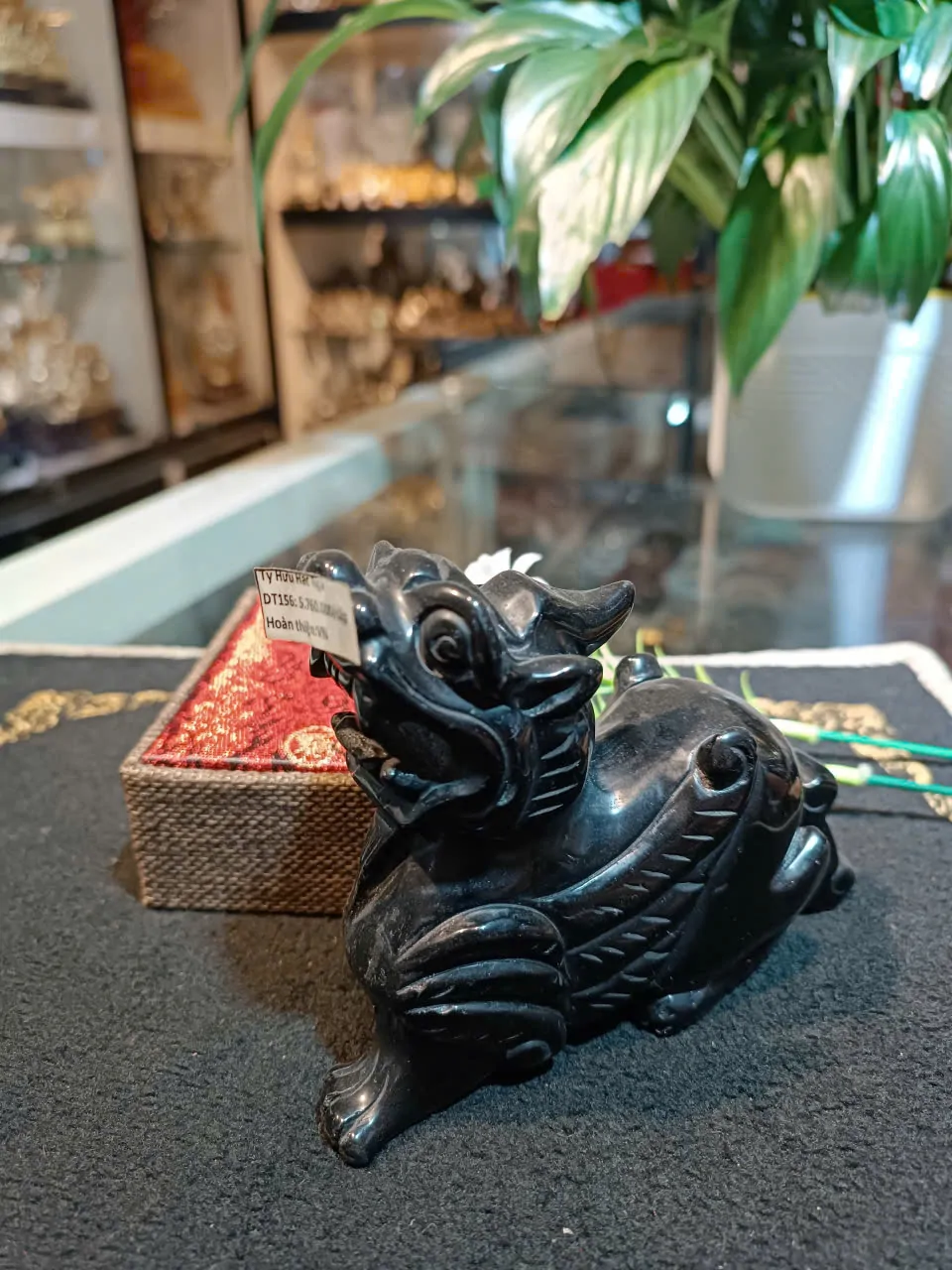 Tỳ Hưu Hắc Ngà trung DT156
