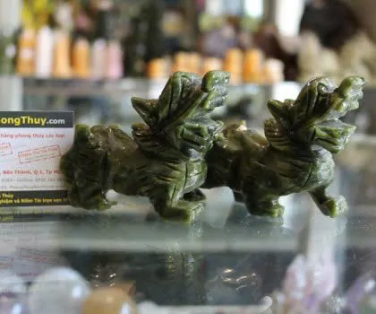Tỳ hưu lam ngọc có bờm (4 tấc) GM017