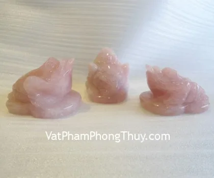 Thiềm thừ thạch anh hồng M174