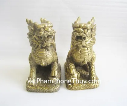 Kỳ lân đồng trung D149