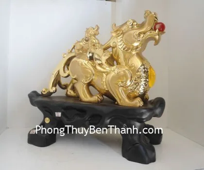 Tỳ hưu đèo con B016