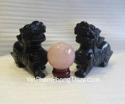 Tỳ hưu hắc ngà có xâu tiền M020