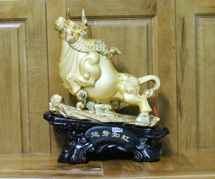 Trâu vàng trên đỉnh núi - Vận thế như hồng C112A