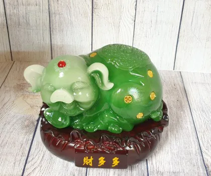 Thần tài heo xanh ngọc trên túi tài lộc gỗ nhỏ - Tài Đa Đa LN025