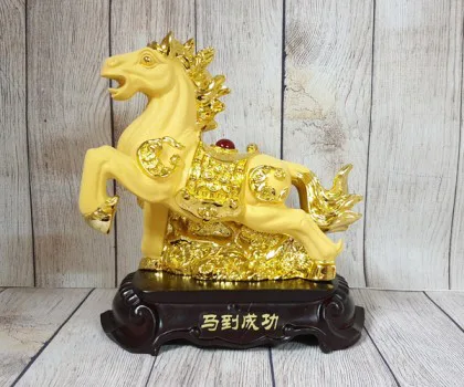 Vua ngựa kim sa vàng bóng trên đá vàng đế gỗ - Mã Đáo Thành Công FLN127