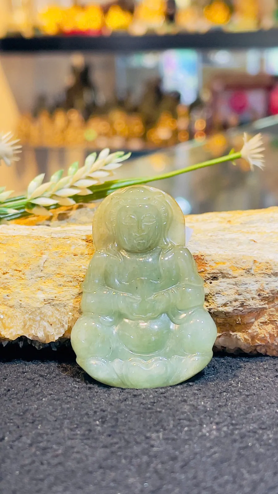 Mặt phật quan âm ngọc phỉ thúy lớn S6882