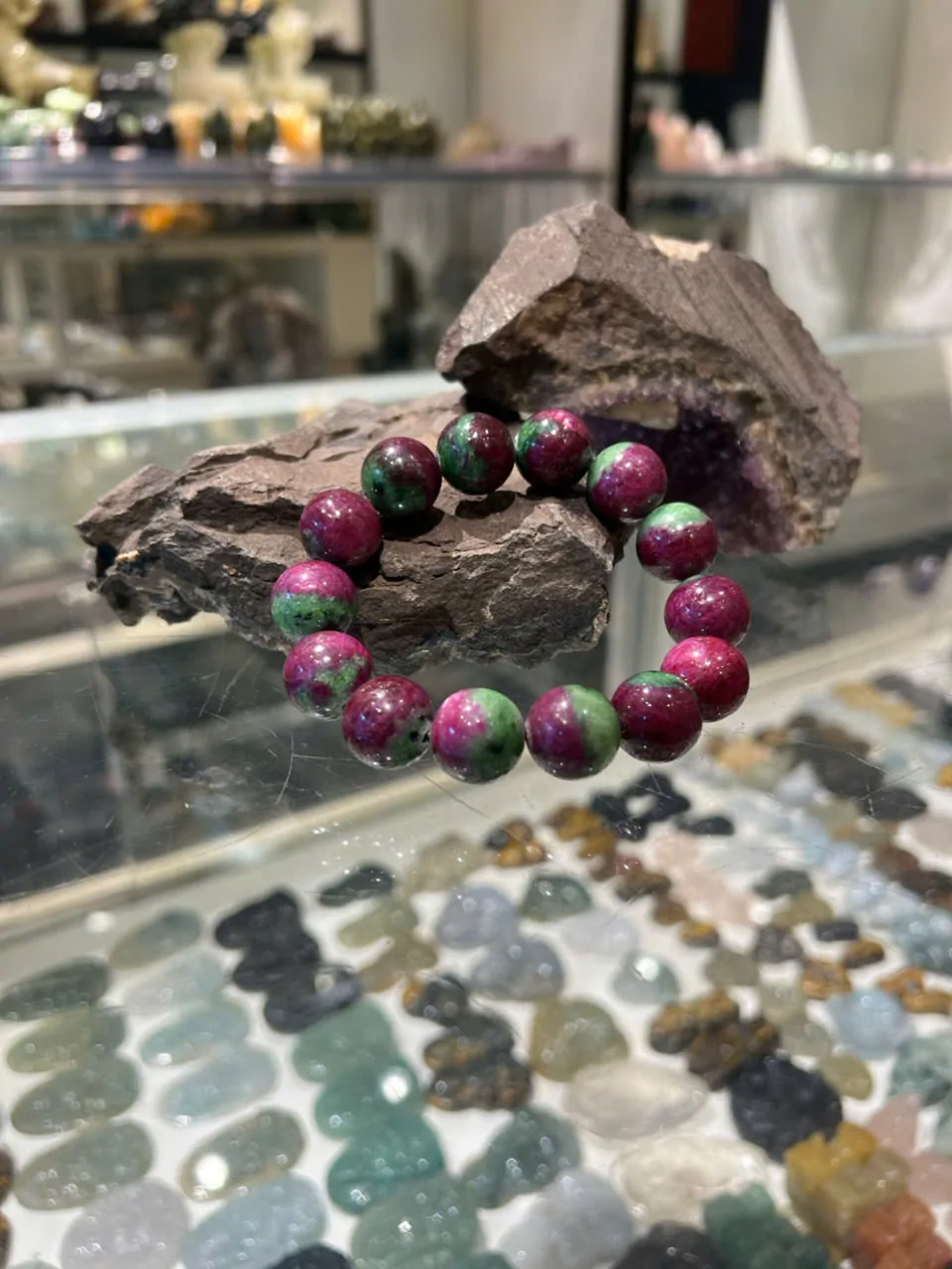 Chuỗi Ruby xanh đỏ A++ Nam Mỹ (93,9g) S6244-S1-42725