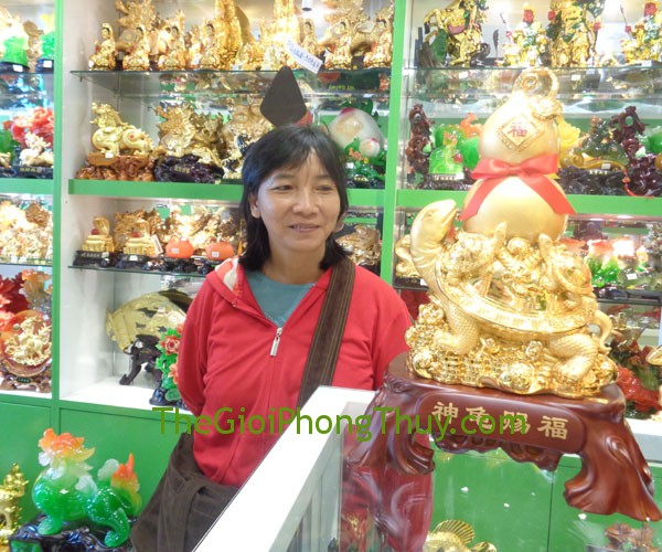 Cô Mười - Khách hàng mua Thần Quy thí phước FH439G