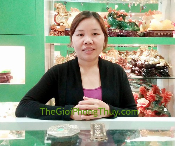 Chị Hương - Khách hàng mua Phật bản mệnh- Phỉ Thúy Trung A+++ (Mùi + Thân)- FS6507-6, Phật bản mệnh- Phỉ Thúy Trung A+++ (Tuất+ Hợi)- FS6507-8 và Phật di lặc phỉ thúy xanh đậm nhỏ FS6327