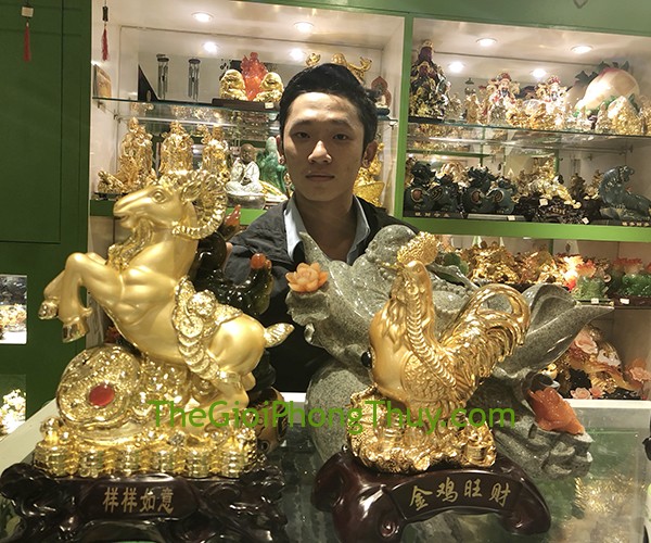 Gia Đình Chị Trang - Khách Hàng mua Phật bản mệnh phỉ thúy nhỏ – Dậu FS6640-7, Gà vàng trên bẹ cải vàng FG042A và Tỳ Hưu Xanh Đế Xoay FA086