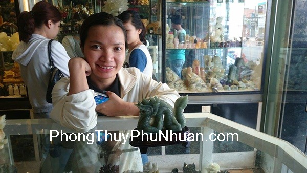 Chị Nga - khách hàng mua Rồng đông linh M086