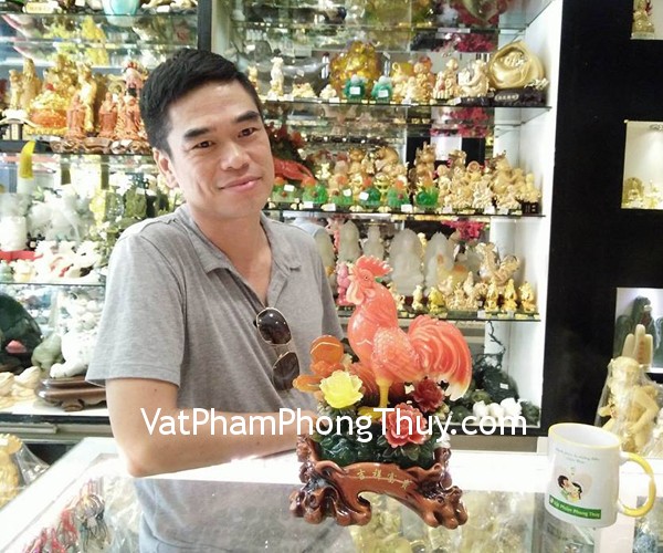 Anh Chương - khách hàng mua tượng gà ngọc đỏ bên mẫu đơn G057A
