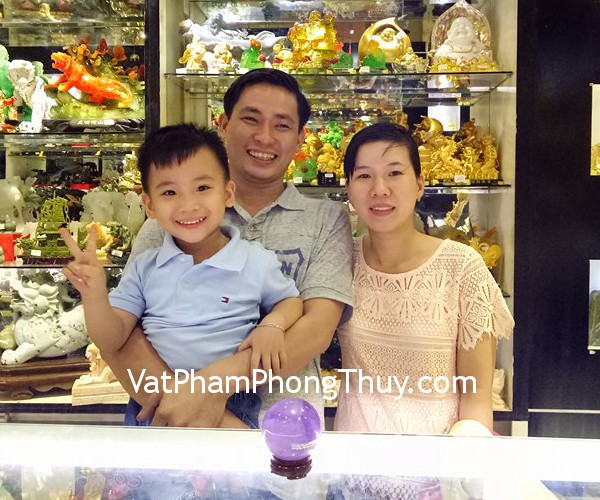 Anh Kha- khách hàng mua quả cầu thạch anh tím GM142-S3-4808, ngựa vàng trên như ý nhỏ G111A, xâu tiền hoa mai 8 xu CC1130 và xâu ngũ đế CC1136