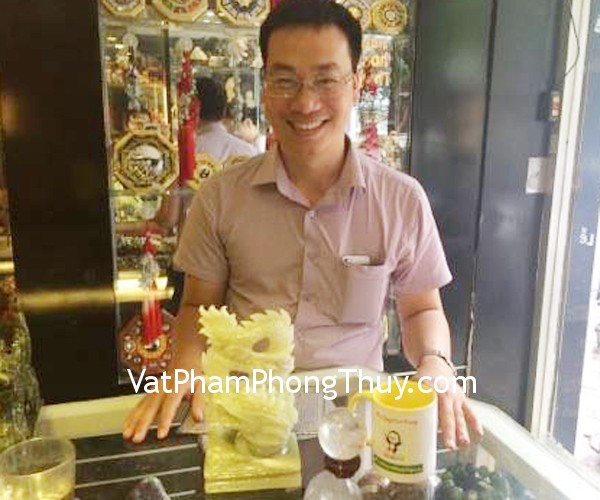 Anh Chính- khách hàng mua rồng đá Cẩm Thạch đứng nhỏ N075, quả cầu thạch anh trắng GM148-S2-1802 và hồ ly thạch anh trắng S6344