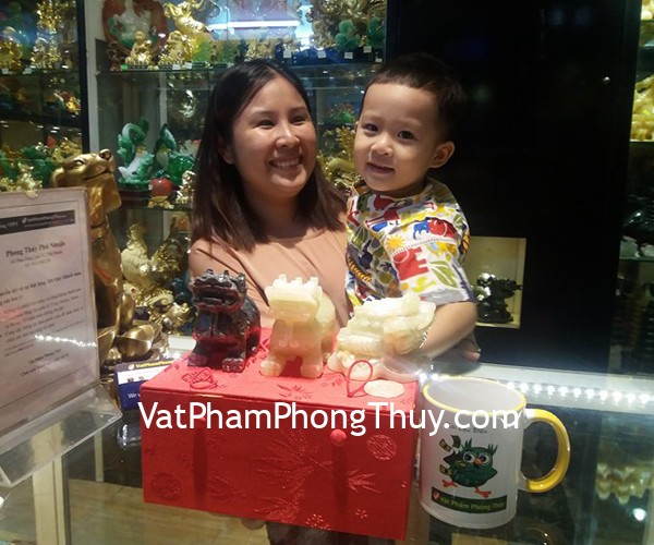 Chị Yến - Khách hàng mua Tỳ hưu bắc kinh đen chuẩn BKD-S, Tỳ hưu bắc kinh xanh chuẩn BKX-S và Thiềm thừ cẩm thạch tây tạng CTT-S