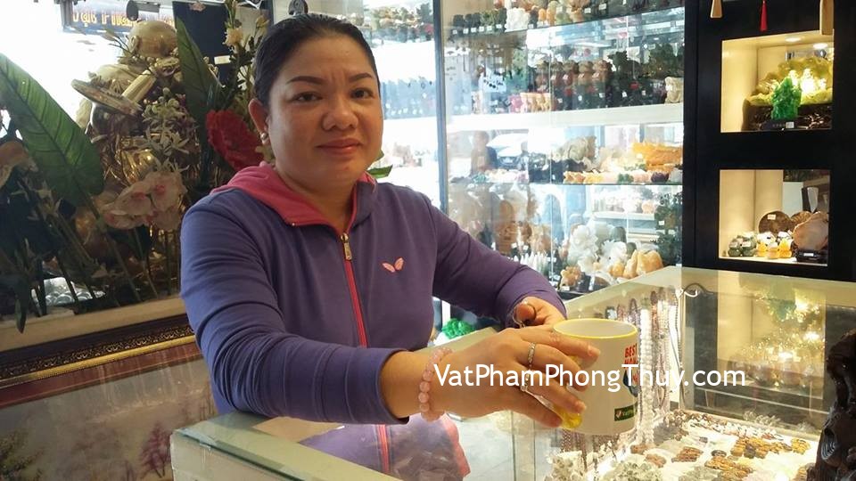 Chị Vân - khách hàng mua chuỗi thạch anh hồng Madcarca A+  S6658-S5-3289