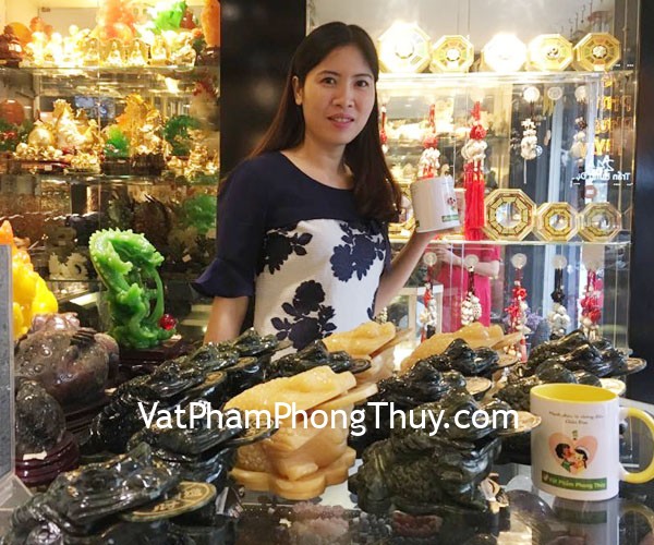 Chị Bốn- Khách hàng mua thiềm thừ lam ngọc GM023, thiềm thừ hoàng long GM021