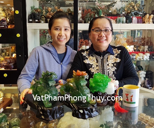 Cô Hạnh - khách hàng mua Cặp Tỳ hưu xanh ngọc LN055, Bắp cải xanh LN083