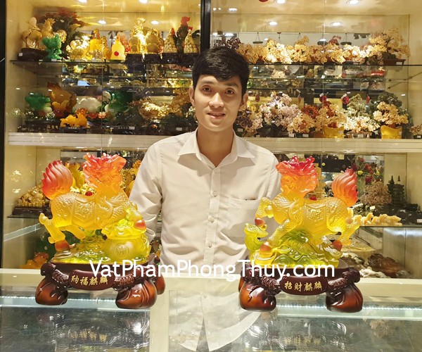 Anh Trưởng - khách hàng mua Cặp Kỳ Lân lưu ly C081A